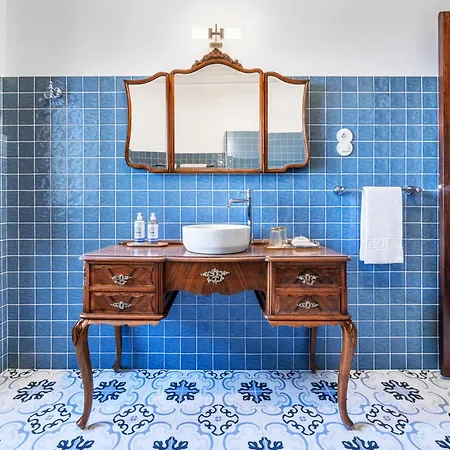 Hotel Solar Tilias - Historic House