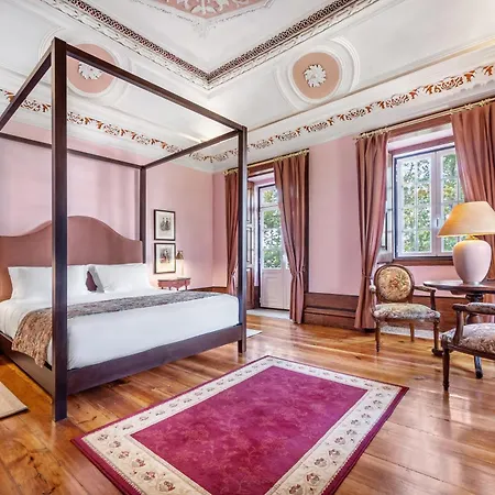 Solar Tilias - Historic House Hotel *