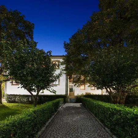 Hotel Solar Tilias - Historic House *