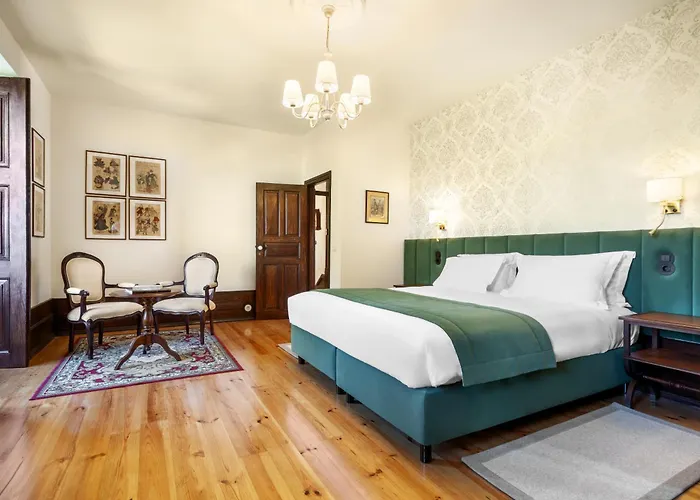 Solar Tilias - Historic House Hotel Seia