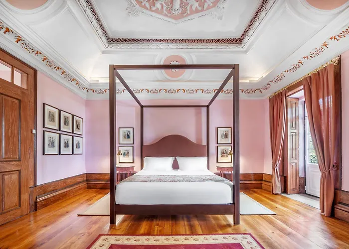 Hotel Solar Tilias - Historic House Seia