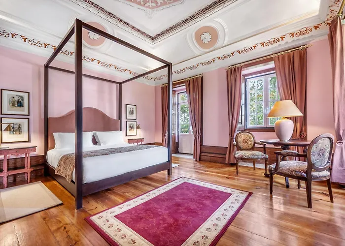 Solar Tilias - Historic House Hotel *