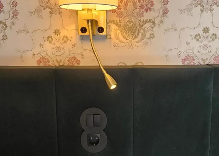 Hotel Solar Tilias - Historic House Seia